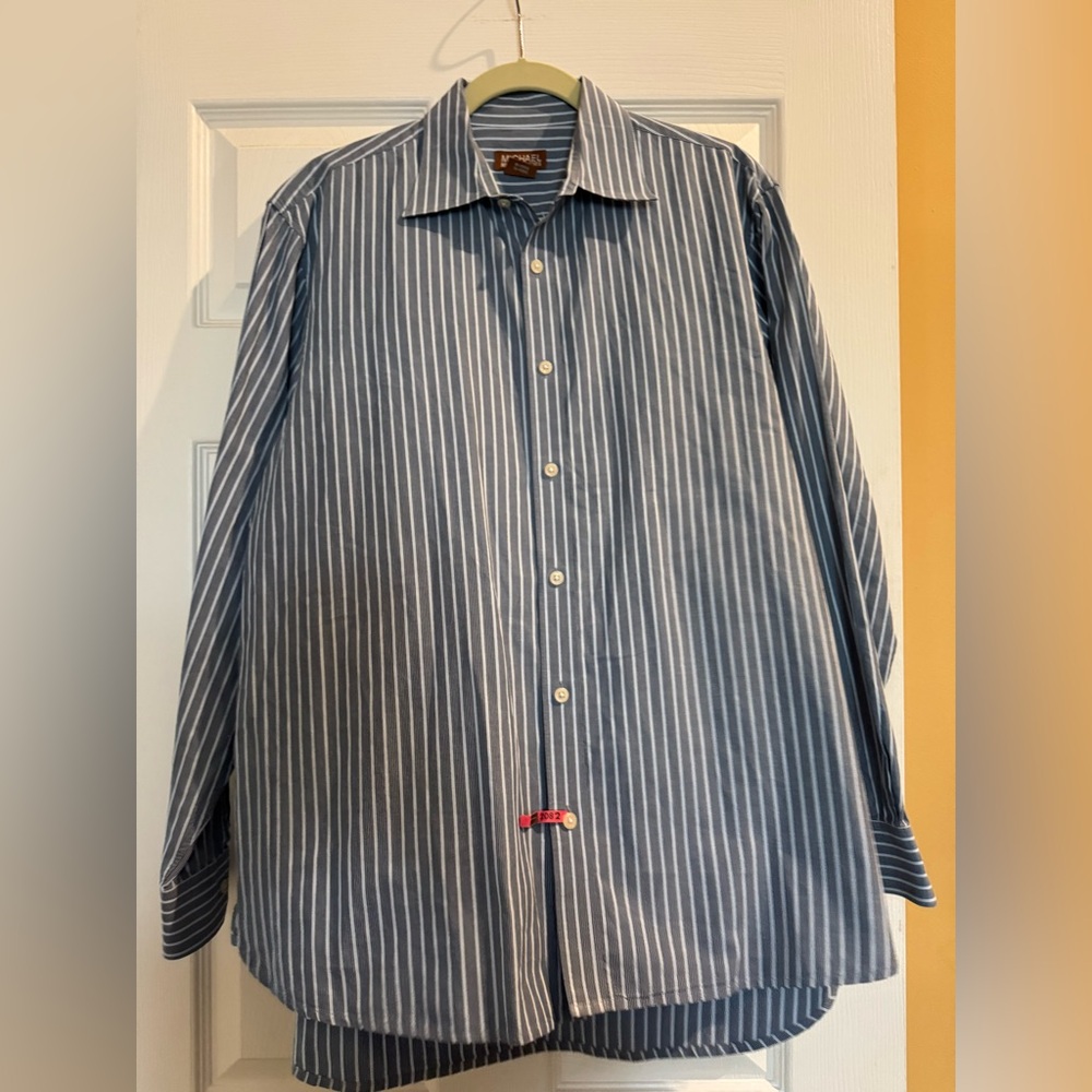 Michael Kors Men's Shirt with Blue and White Stripes size XL
